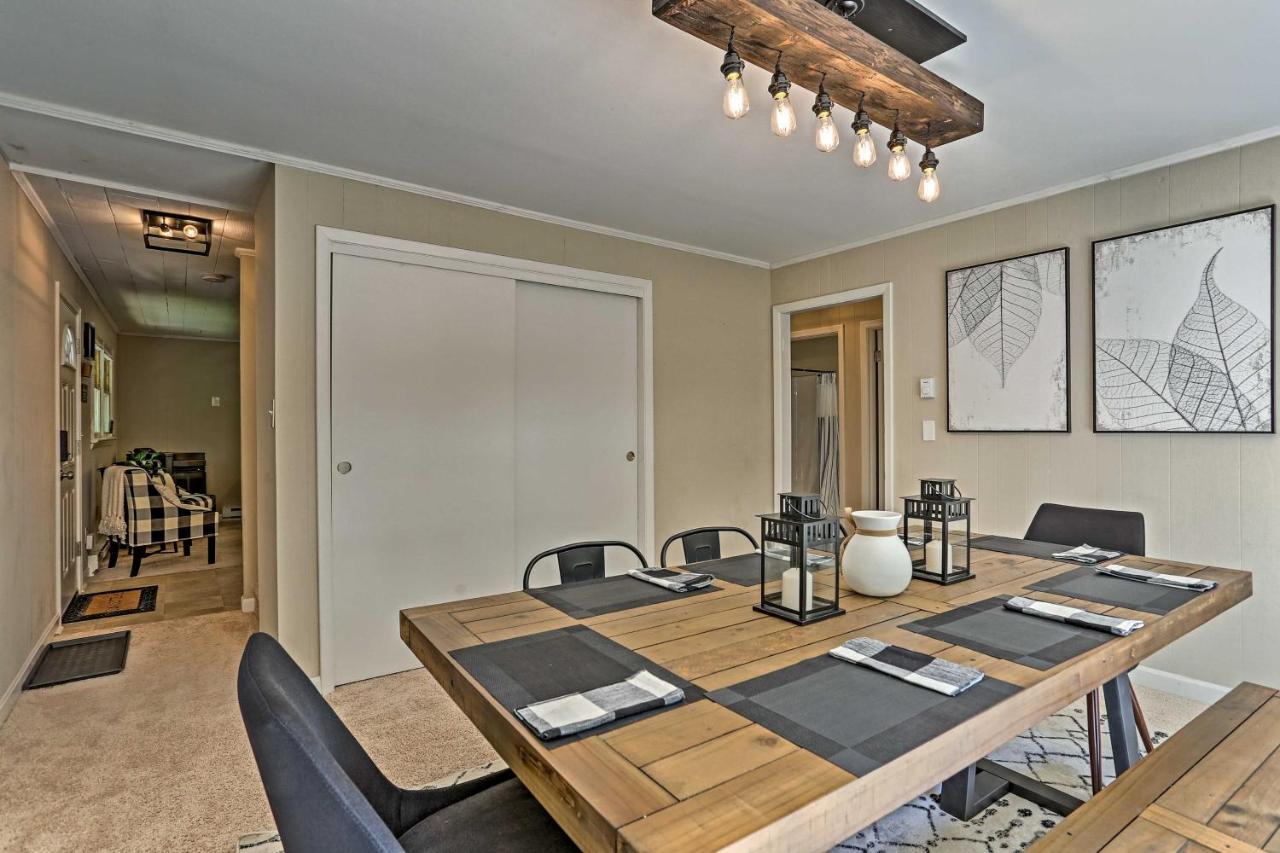 Modern East Stroudsburg Home With Deck And Gas Grill! エクステリア 写真